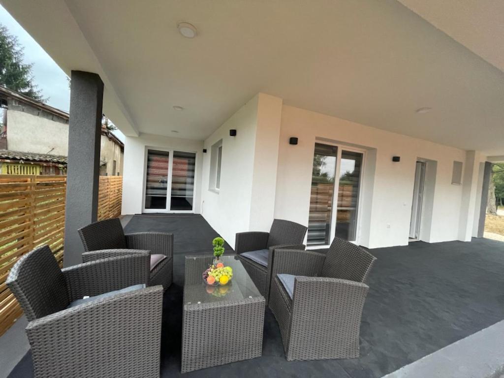 Ammirevole Ravne Apartments Visoko Εξωτερικό φωτογραφία